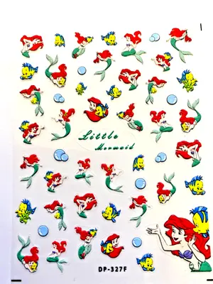 Nagelsticker mit Arielle-Motiven: rote Meerjungfrauen, gelbe Fische und blaue Perlen auf weißem Hintergrund