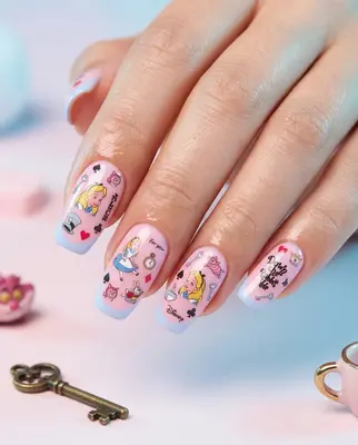 Set 3D Nagelsticker Figur Disney Alice im Wunderland Thema Nail Art