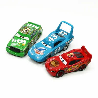 3er Pack Disney Pixar Cars King Lightning McQueen Chick Hicks Mattel Auto