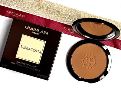 Guerlain Terracotta The Bronzing Powder Natural Tan 09 Intense