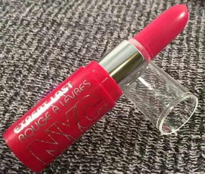 NYC Expert Last Lipstick -451 Velvety Fuchsia-