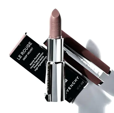 Givenchy Le Rouge Deep Velvet Powdery Matte Lippenstift Nr. 09