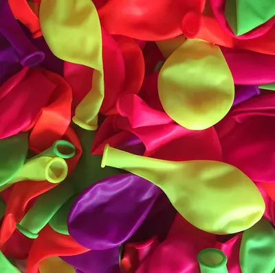 100 NEON LUFTBALLONS Schwarzlicht UV Effekt Helium Party Deko Geburtstag Ø25cm