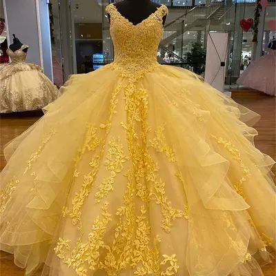 Gelbes Quinceanera Kleider Rüschen Prinzessin süß 16 Party Ballkleid mit