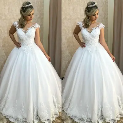 Elegante Brautkleider Langärmel V-Ausschnitt Perlen eine Linie Brautkleider