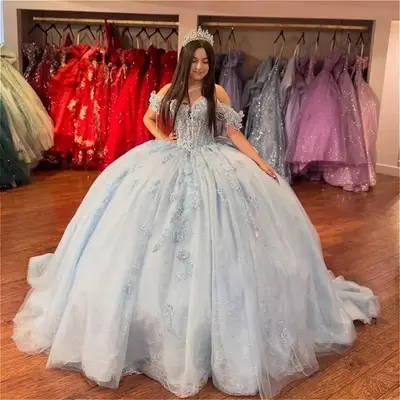 Hellblau glänzend Quinceanera Kleid Applikation Spitze Perlen Kristall Schleife