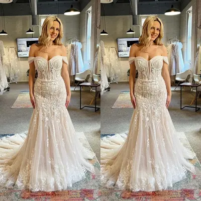 Elegante Meerjungfrau Brautkleider Schulterfrei Spitze Applikationen Brautkleid