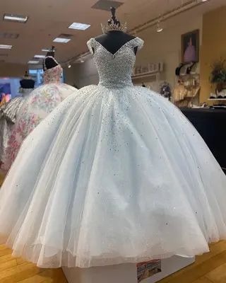 Himmelblau Quinceanera Kleider Herzausschnitt Perlen Abschlussball Glitzer süß