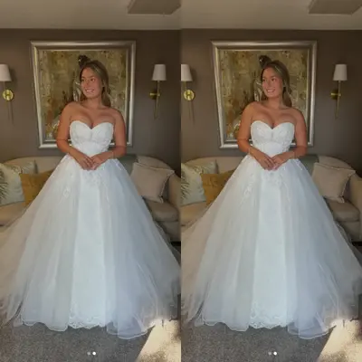 Elegante Brautkleider mit abnehmbarer Schleppe Spitze trägerlos