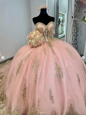 Exquisites Quinceanera Kleid Gold Applikationen Schulterfrei Party Ballkleid