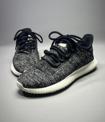 Adidas Tubular Shadow Damen-Turnschuhe UK 5,5 niedriger Ausschnitt Strick