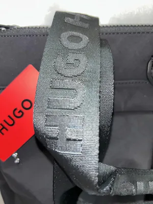 HUGO BOSS LOGO TARIC WANDELBARER RUCKSACK TRAGETASCHE - SCHWARZ – gebraucht, gut – Taschen & Accessoires – Foto 1 von 5