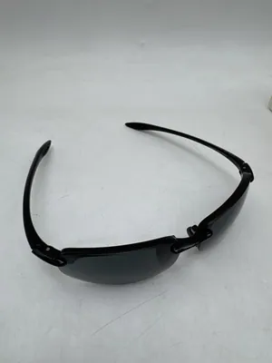 MAUI JIM HOOKIPA RECHTECKIGE SONNENBRILLE GLÄNZEND - GLANZ SCHWARZ/NEUTRALGRAU – gebraucht, gut – Sonstiges – Foto 1 von 5