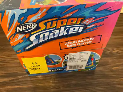 NERF SUPER SOAKER MEGA CARRIER HEAD TO HEAD ULTIMATE WATER - MULTICOLOR – gebraucht, gut – Sonstiges – überwiegend braun…