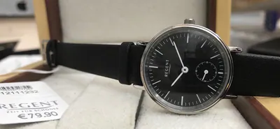 Regent Damenuhr kleine Sekunde gewölbtes Glas klassisch modern 30mm schwarz – gebraucht, wie neu – Uhren & Schmuck – Foto 1…