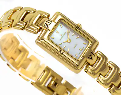 Luxuriöse JACQUES LEMANS Damenuhr Swiss made 10 Micron vergoldet Perlmutt JL-813 – gebraucht, wie neu – Uhren & Schmuck…