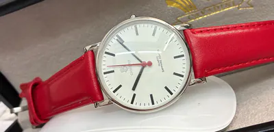 CAVADINI Herrenuhr Bahnhofsuhr Edelstahl Lederband rot 42mm CV-4302 funktionell – gebraucht, wie neu – Uhren & Schmuck…