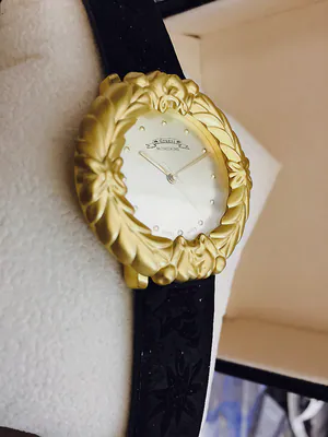 MONDAINE Modell Gruezi Trachtenuhr mit Fuikl Kuh-krone, swiss made vergoldet – gebraucht, wie neu – Uhren & Schmuck – Foto…