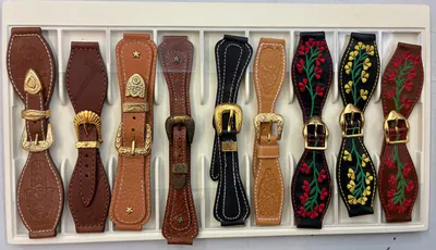 Konvolut 9 Stück Uhrenarmbänder 18mm Leder Western oldstyle Rarität Folklore – gebraucht, wie neu – Uhren & Schmuck…