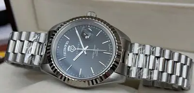 Cavadini Herrenuhr Leonardo massiv Edelstahl Tag Datum silber CV-332JDD – gebraucht, wie neu – Uhren & Schmuck – Foto 1 von 5
