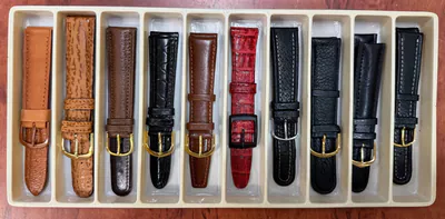20mm Konvolut 10 Stück Leder Uhrenarmbänder sortiert B-Ware – gebraucht, wie neu – Uhren & Schmuck – überwiegend schwarz…