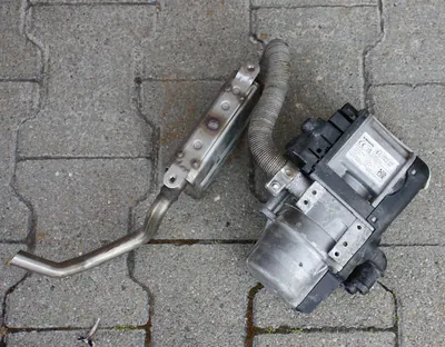 Webasto Standheizung Thermo Top Evo 12V 5,0 kW Diesel ( GARAG ) – gebraucht, gut – Autos – überwiegend grau – Foto 1 von 4