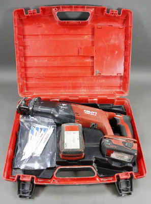 Hilti Säbelsäge WSR 22-A Koffer Akkus Sägeblätter (3) (LP9) – gebraucht, gut – Sonstiges – überwiegend grau – Foto 1 von 5