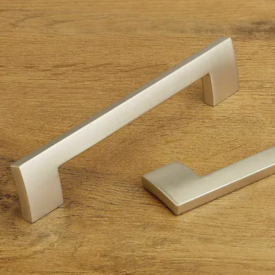 Möbelgriff BA 128 / 160 mm Edelstahloptik matt Modern Küche Schrank Bügel Tür – neu – überwiegend grau – Foto 1 von 3