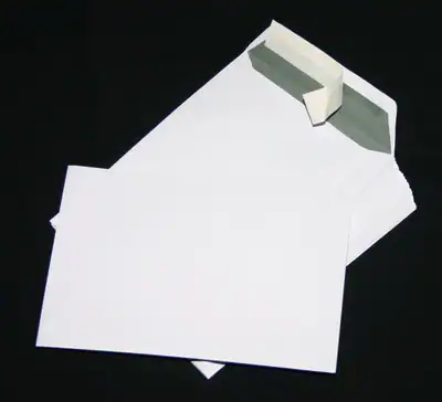 25 St. Versandtaschen, Briefumschläge C5/A5 weiß Haftklebend 162 x 229 mm