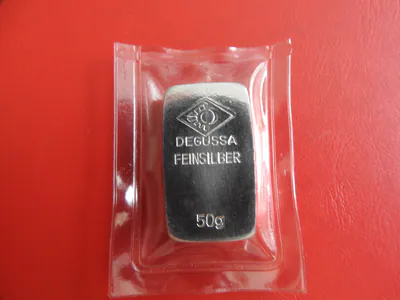 * Degussa Silberbarren 50g.(999) * Eingeschweißt (Schub147)