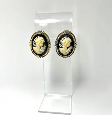 Vintage Style Kamee Ohrstecker Cameo Gemme schwarz cremefarben goldfarben Antik