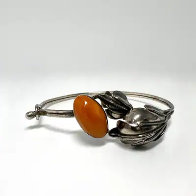Vintage-Armreif 835er Silber Butterscotch-Bernstein und handmodellierten Blätter