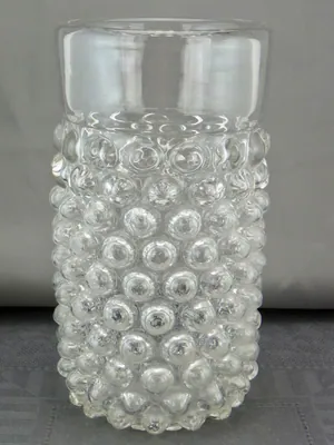 Glasvase Noppenvase ca. um 1850